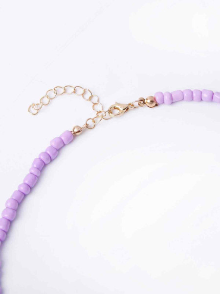 Le collier de perles Violetta