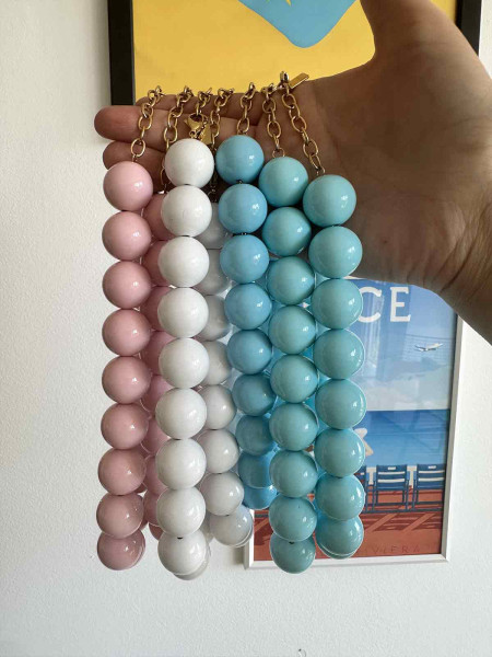 copy of Nos colliers de perles colorées
