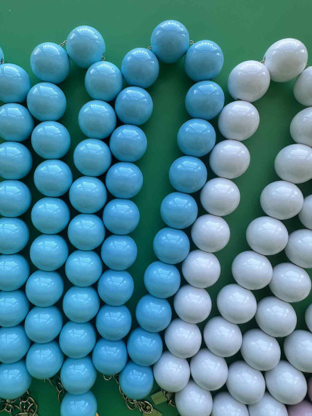 copy of Nos colliers de perles colorées
