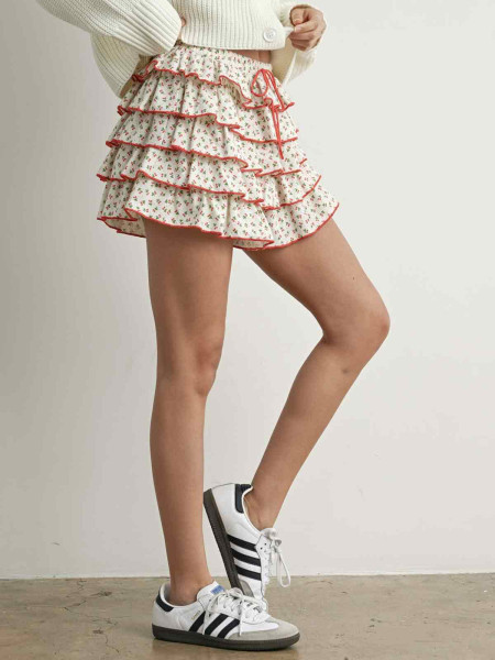 Short cerise