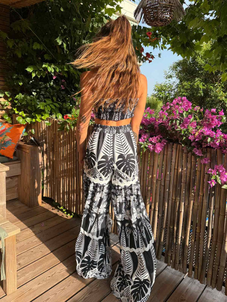 Pantalon noir et blanc long