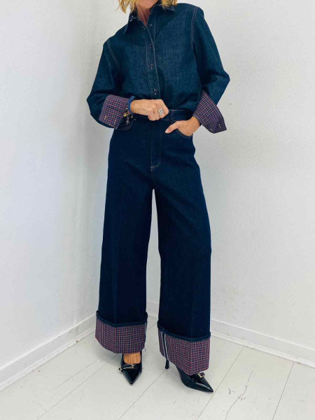 Jean Carolina