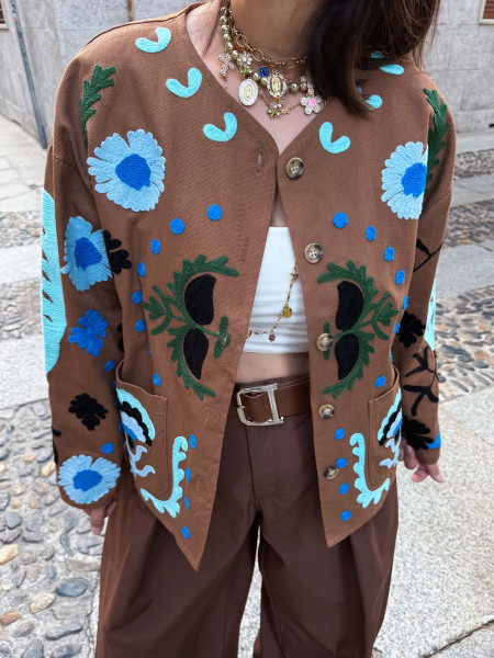 Veste marron broderie