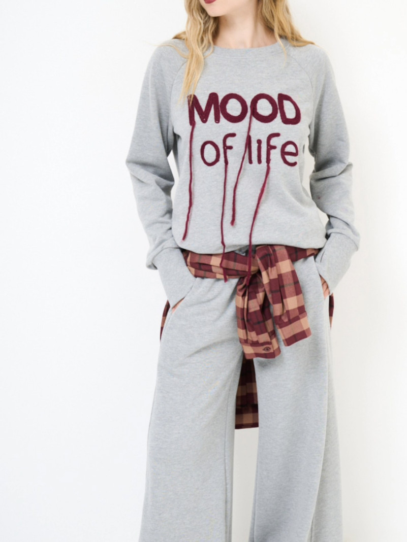 Sweat gris