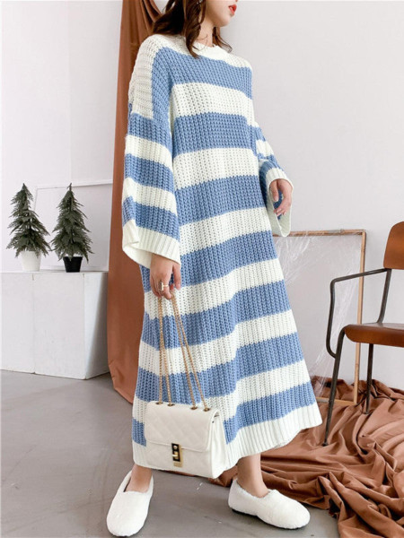 Robes pull-over à col rond rayées