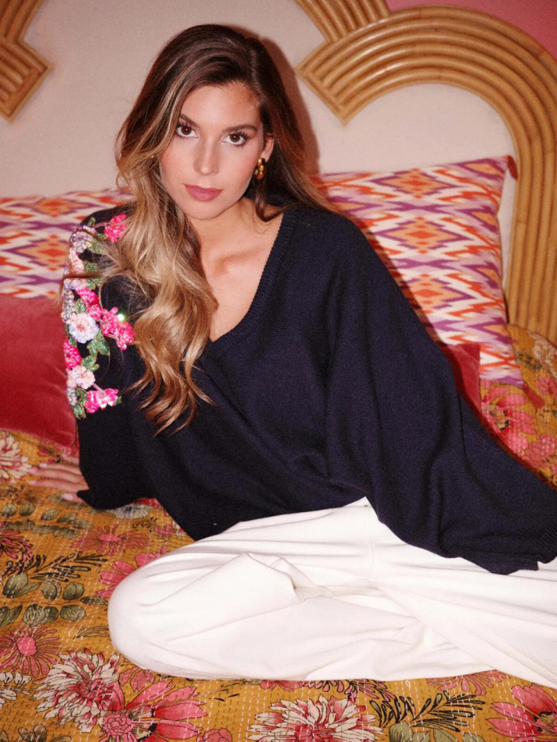 Pull fleurs blanc ou bleu...