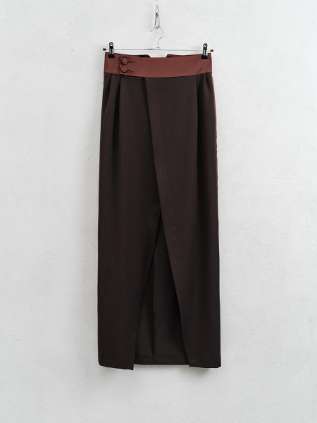 Jupe droite rouge ou marron