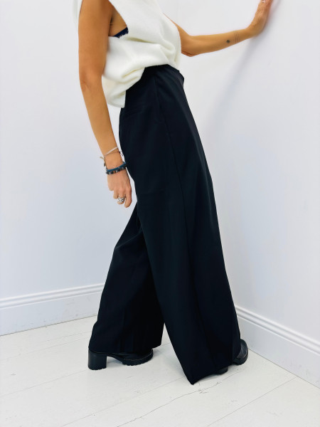 Pantalon noir avec ceinture