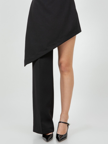 copy of Pantalon à superposition jupe asymétrique sur une jambe