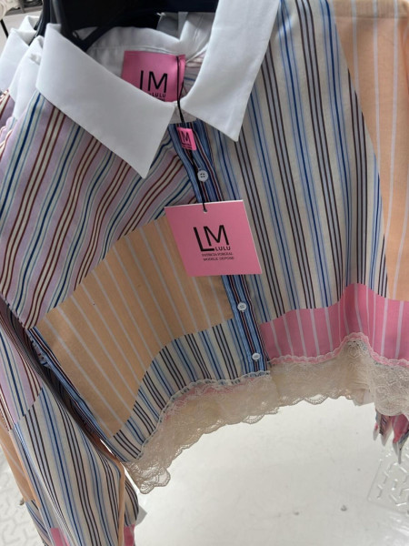 copy of Chemise coloré et dentelle