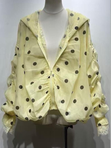 Veste jaune à pois