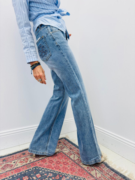 Bootcut Jeans