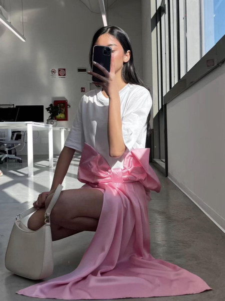 Robe Courte avec Noeud