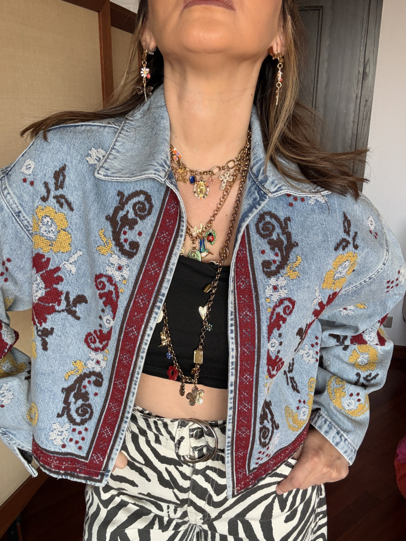 Veste en Jean tout en broderie