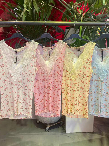 Top Imprimé Floral à Bretelles Larges et Dentelle