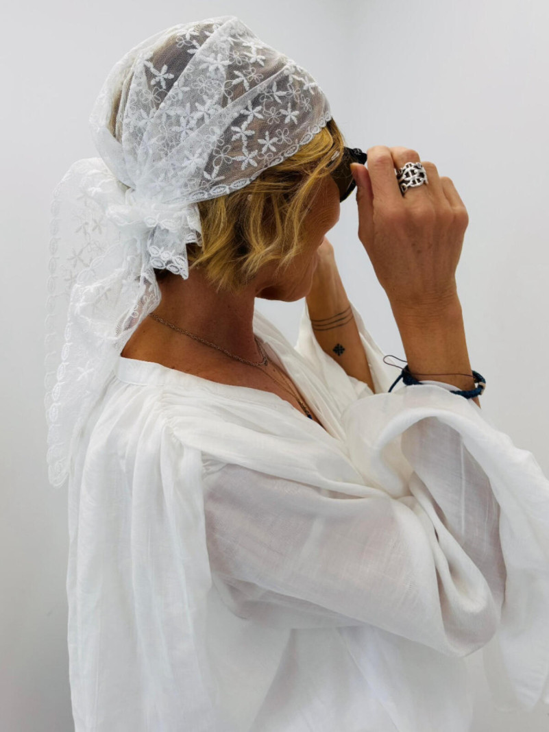 Foulard en Dentelle