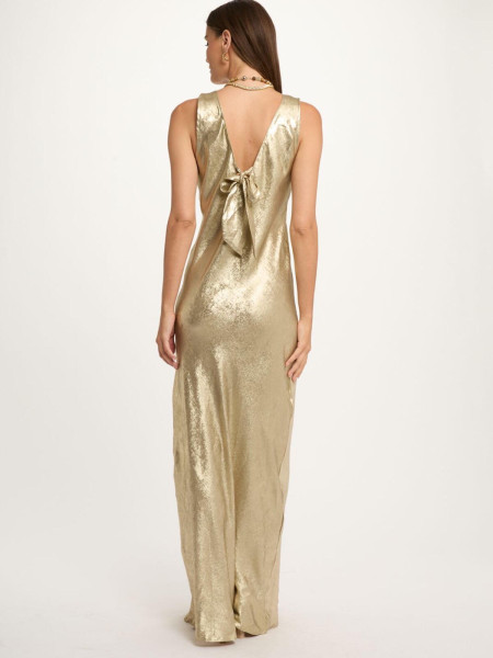 Robe or fluide