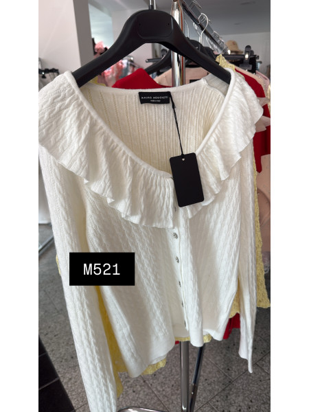 Gilet blanc en maille torsadée à col volanté
