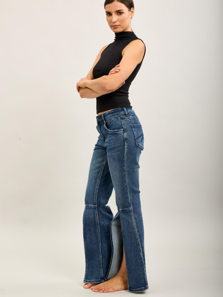 Le Jean Fendu