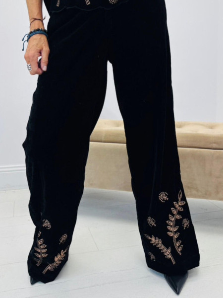 Pantalon Fluid Large en Velours Noir & Broderies Dorées
