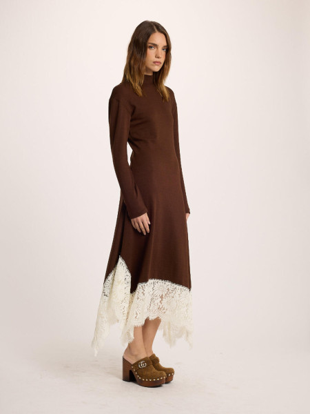 Robe Coffee
